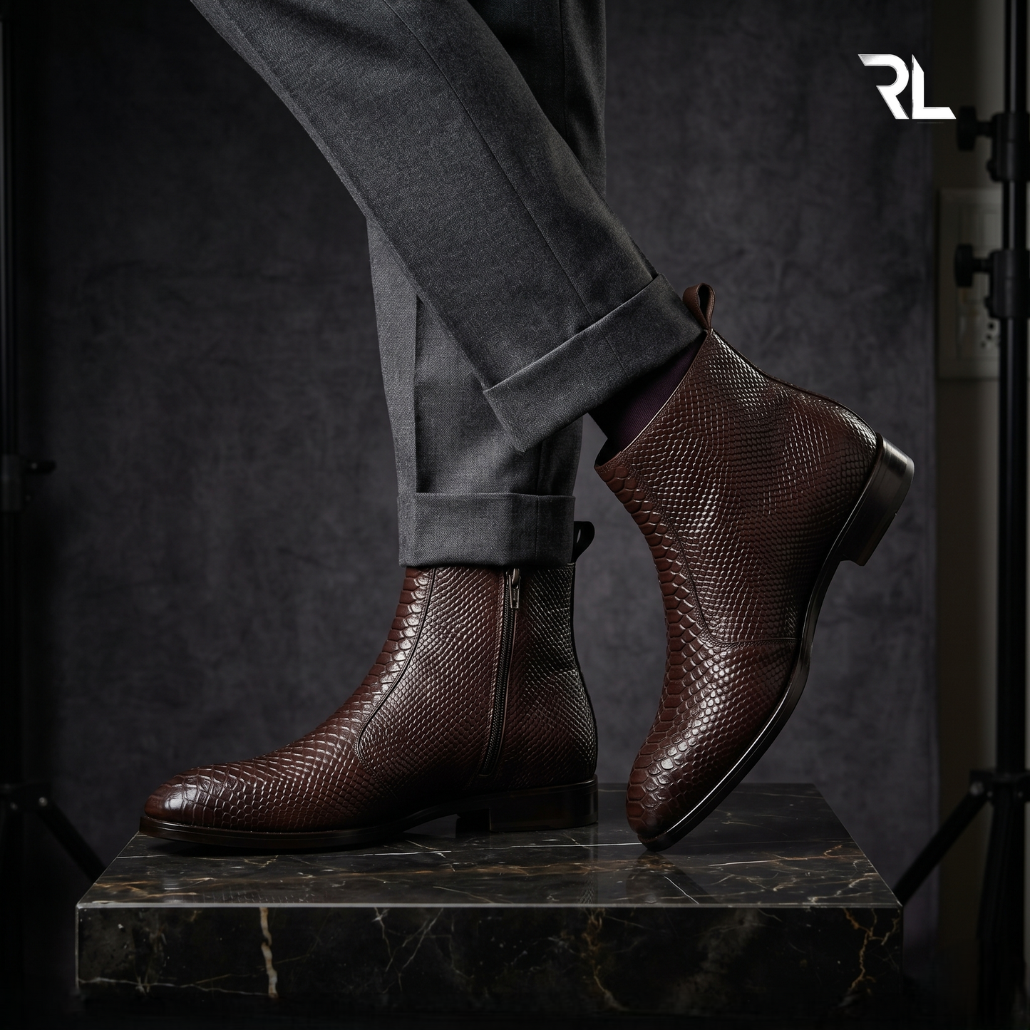 Men's Croco -Textured Leather Chelsea Boots - Brown - 1006