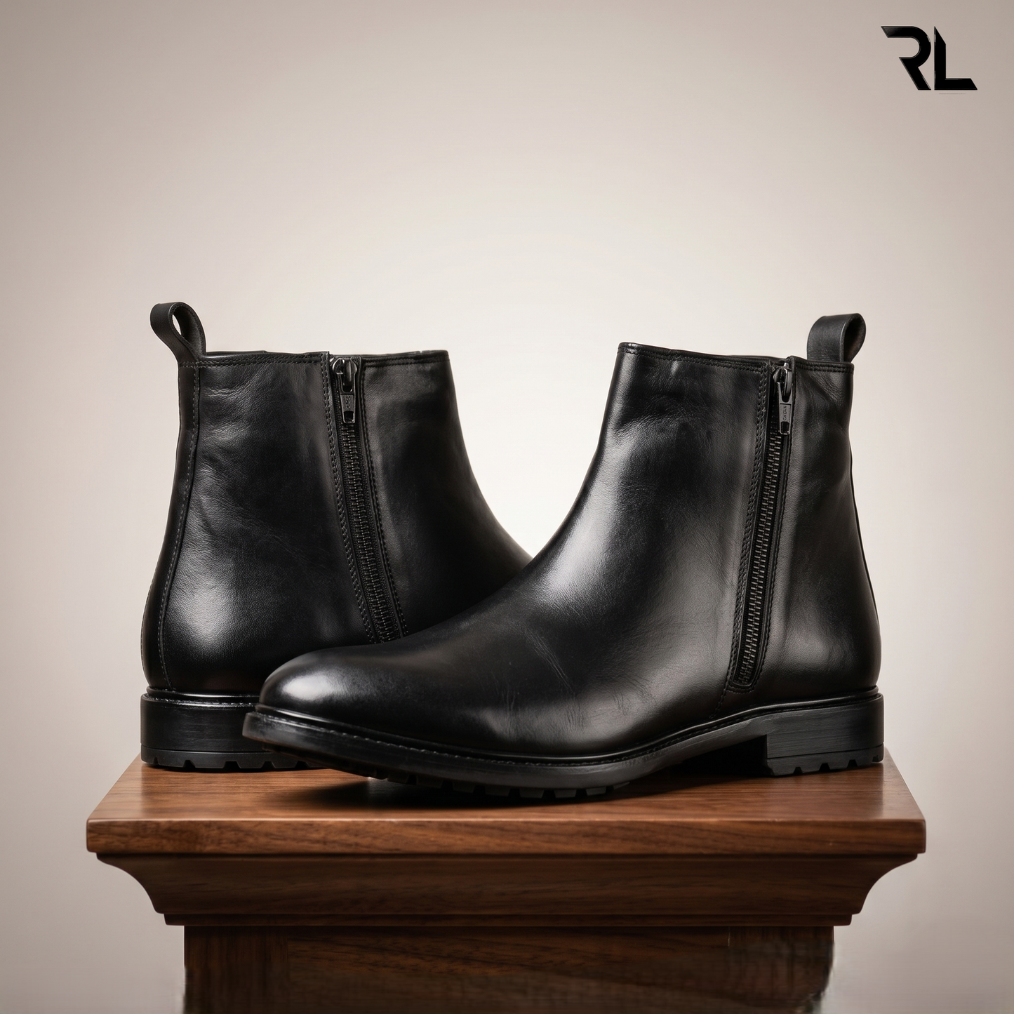 Leather Chelsea Boot with Zip - Black - 1008